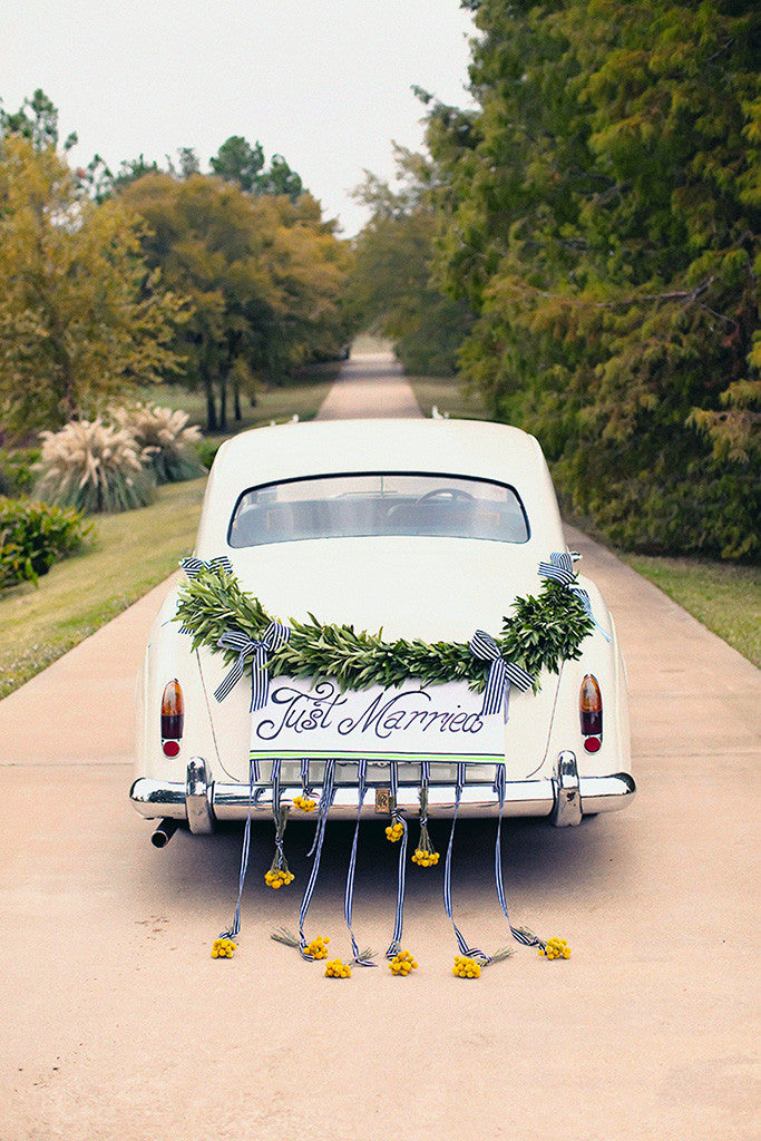 Retro Vintage Wedding Car Just Married Poster