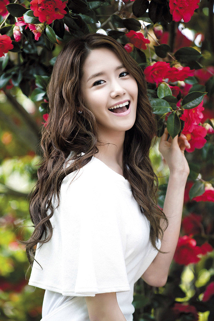 Yoona Smile SNSD Poster