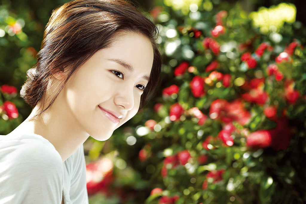 Yoona Smile SNSD Poster