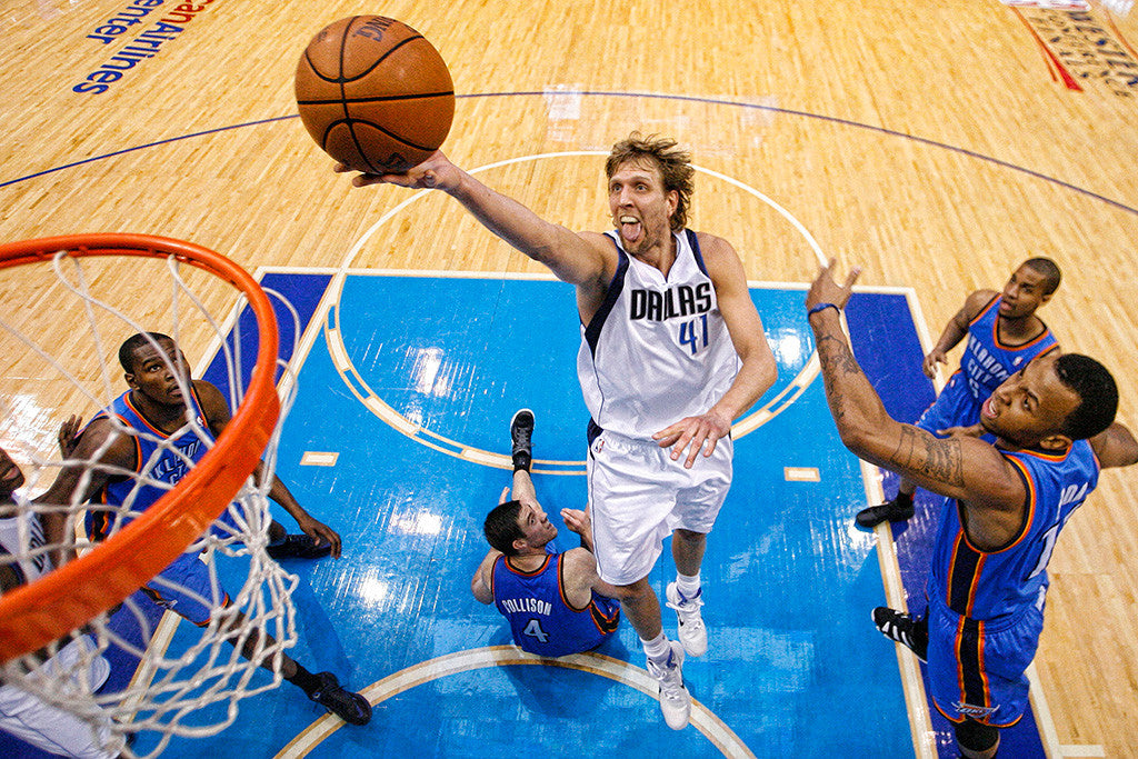 Mavericks vs Thunder Throw in the Basket Poster