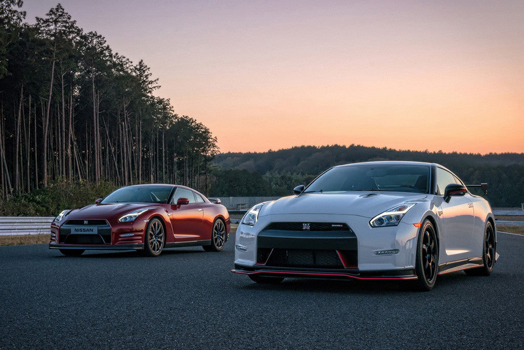Nissan GT-R R35 White Red Cars Poster
